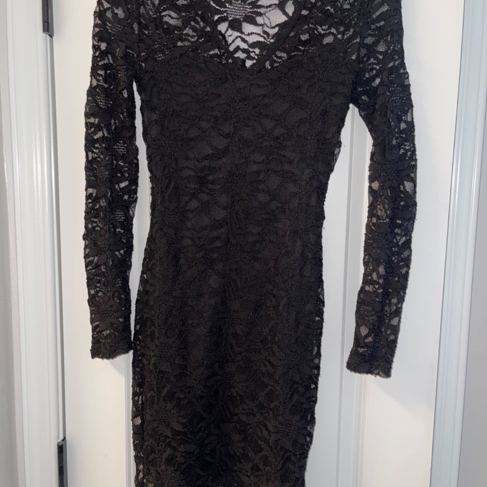 Dress - Picture 6 of 6